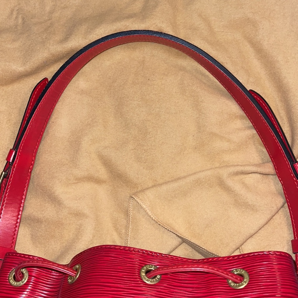 Vintage Louis Vuitton Epi petite noe - Picture 10 of 12
